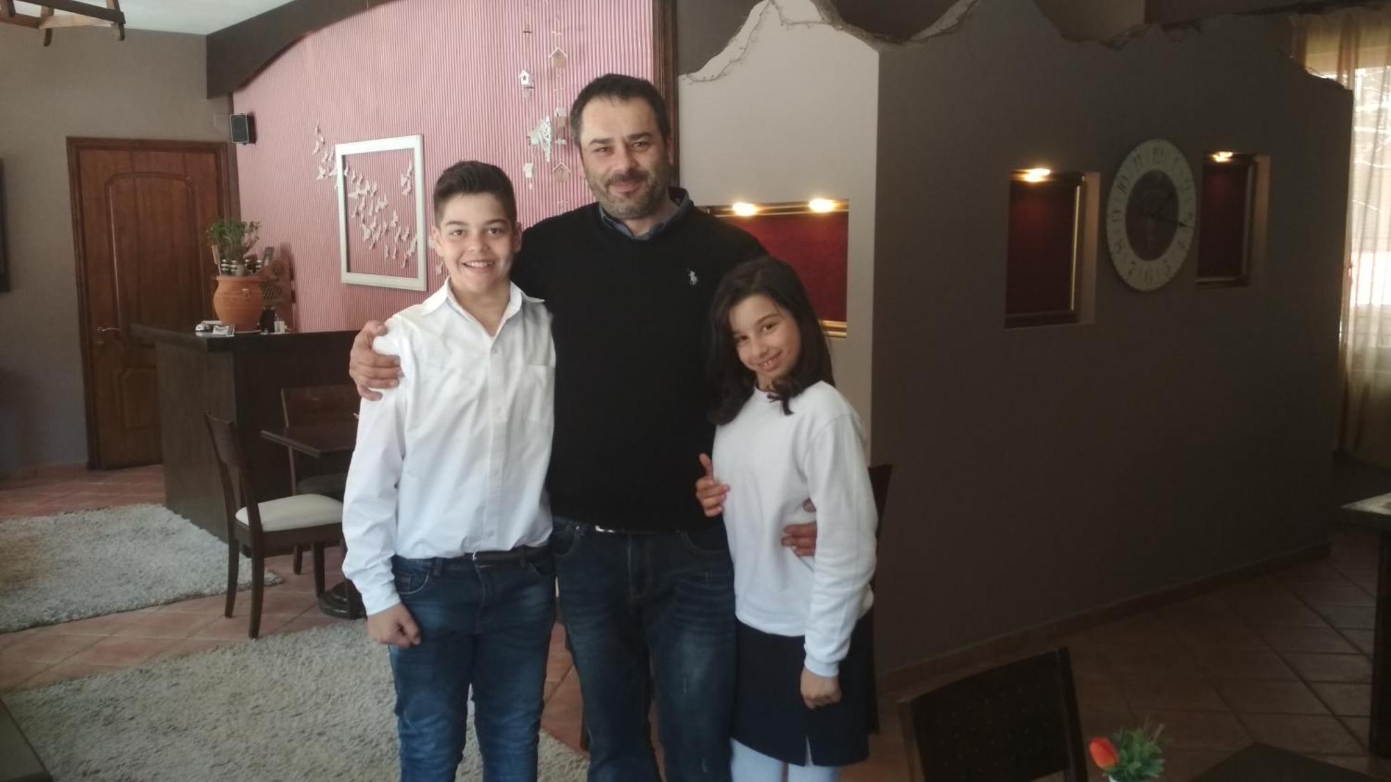 Hotel Xenonas Sta Tzakia Karpenísion Zewnętrze zdjęcie