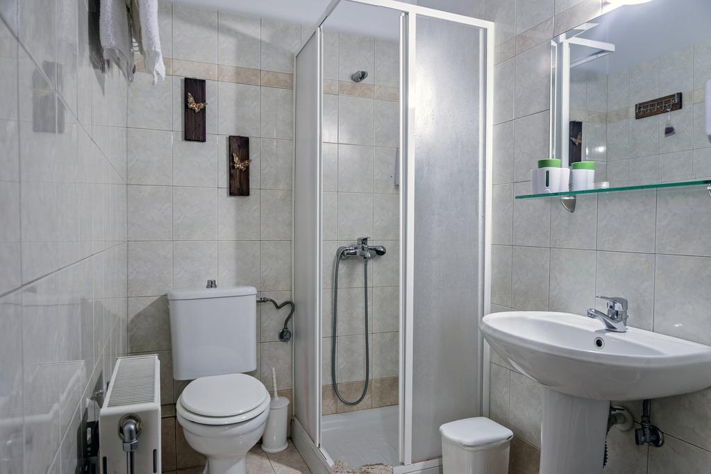 Hotel Xenonas Sta Tzakia Karpenísion Pokój zdjęcie
