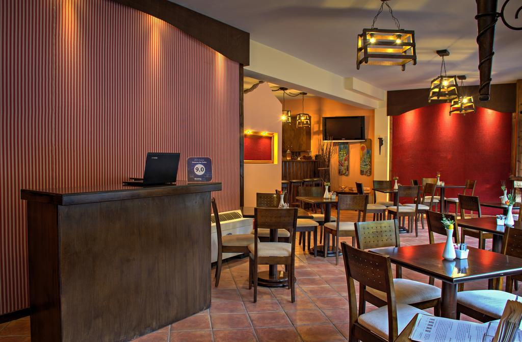 Hotel Xenonas Sta Tzakia Karpenísion Zewnętrze zdjęcie