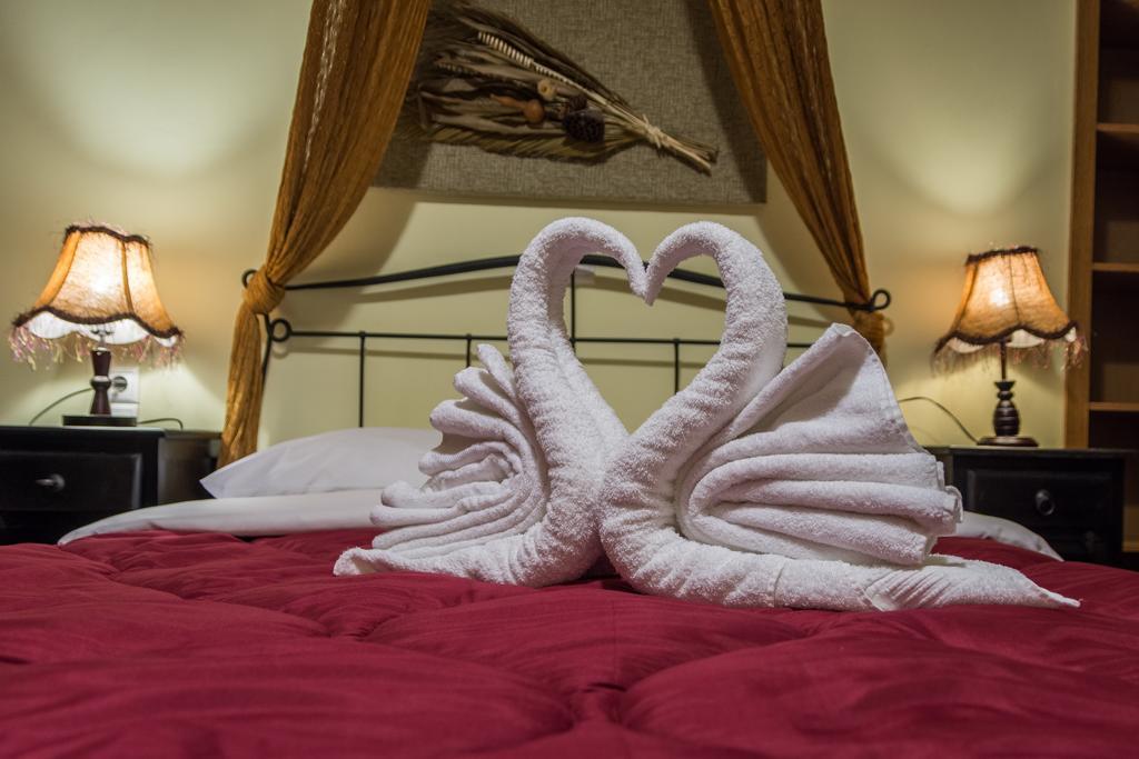 Hotel Xenonas Sta Tzakia Karpenísion Zewnętrze zdjęcie